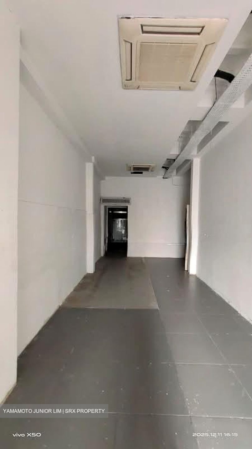 Smith Street (D1), Retail #567711301